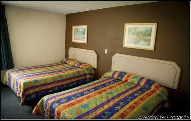 Red Carpet Inn-macon 2*