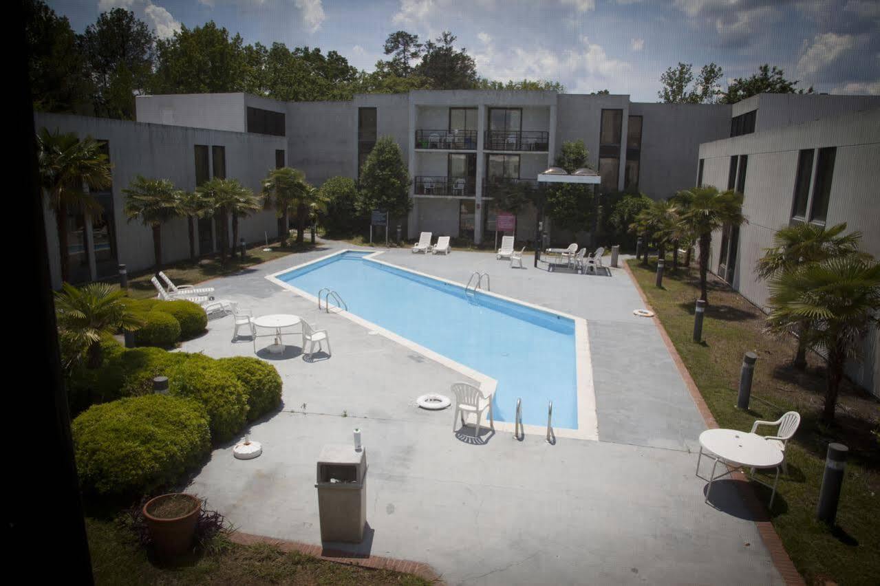 Hotel Red Carpet Inn-macon 2*